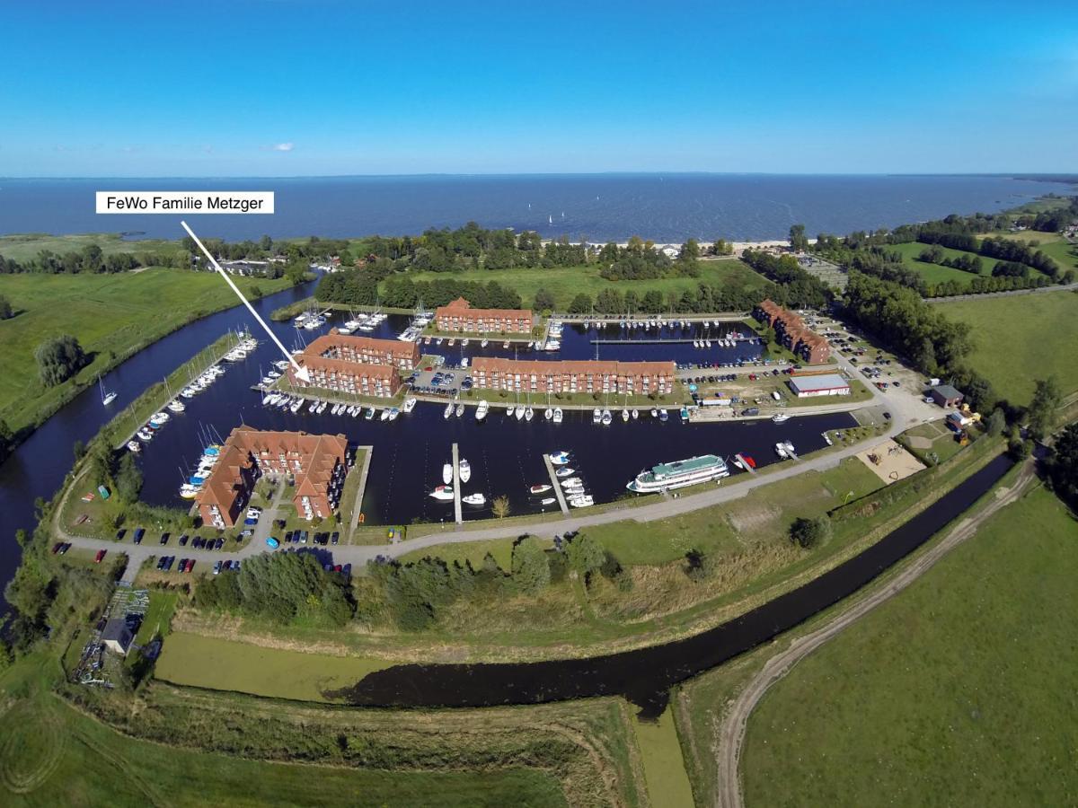 Blick Auf Yachthafen An Der Ostsee Ueckermünde Buitenkant foto